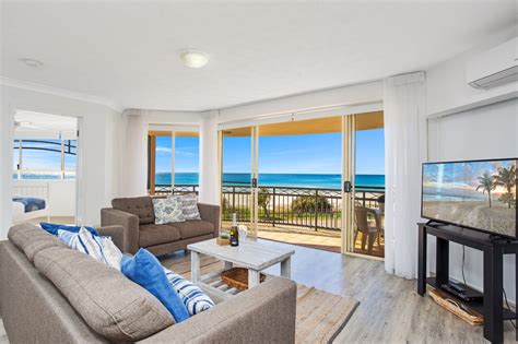 beachfront gold coast accommodation.